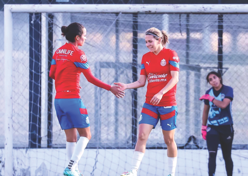 <strong>Chivas femenil continúa su preparación para el debut en el CL23</strong>