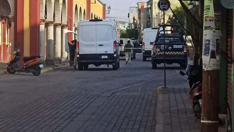 Grupo armado atacó la presidencia municipal de Tarimoro, Guanajuato