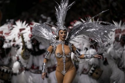 Retorna el Carnaval de Río con todo su esplendor