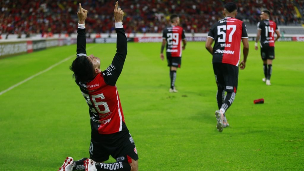 Atlas ‘derrocha su furia’ y avanza a Cuartos de Final de la Concachampions con remontada al Olimpia