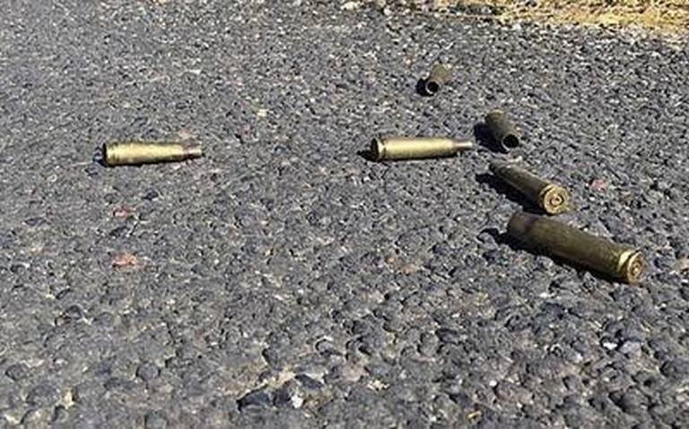 Mando policiaco y su escolta mueren emboscados en Lagos de Moreno