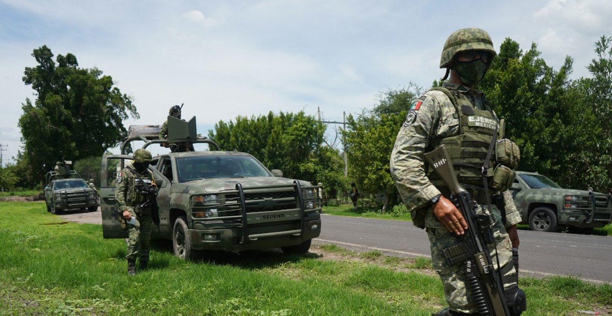 Siete muertos por enfrentamiento armado entre militares y sicarios en Michoacán