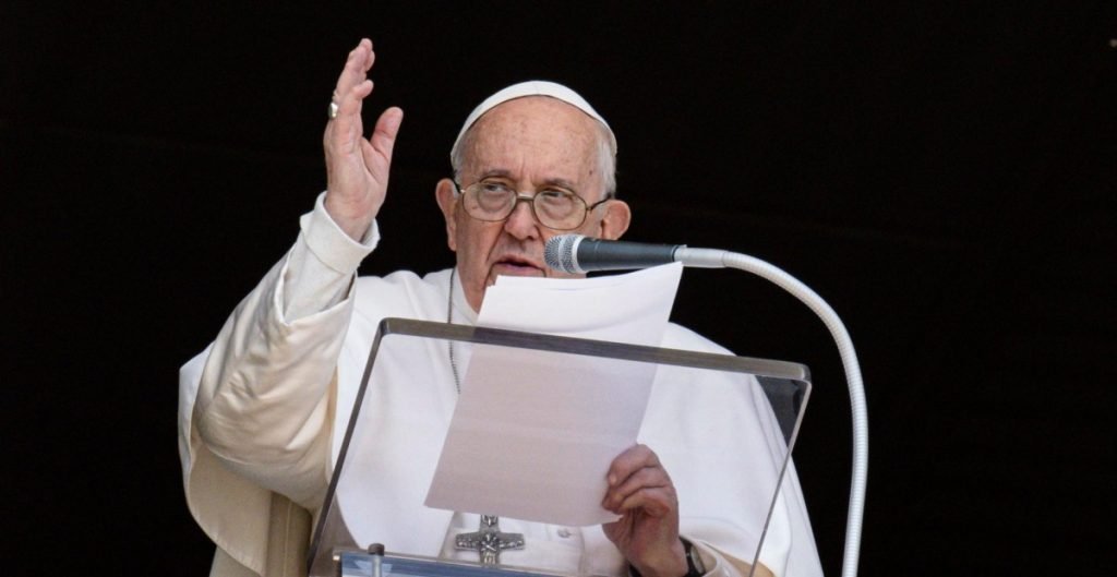 El papa Francisco desea que las celebraciones de Pascua ayuden a Rusia y Ucrania a lograr la paz