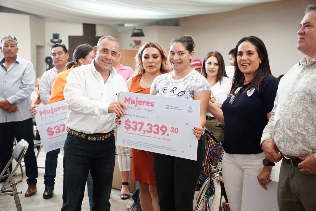 SSAS entregó apoyos a grupos prioritarios en Villa Hidalgo