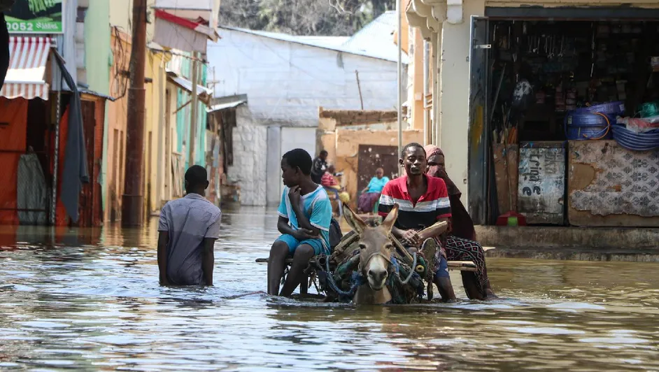 Fenómeno 'El Niño' deja 50 muertos y 700 mil desplazados por lluvias en Somalia