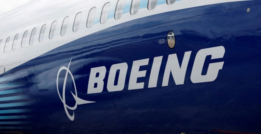 “No ponemos en el aire aviones en los que no confiamos al 100%”, afirma el presidente ejecutivo de Boeing