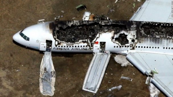 Avión de Northwestern Air se estrella en Canadá; hay 10 personas muertas