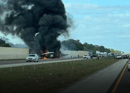Dos muertos al estrellarse una avioneta en una carretera de Florida
