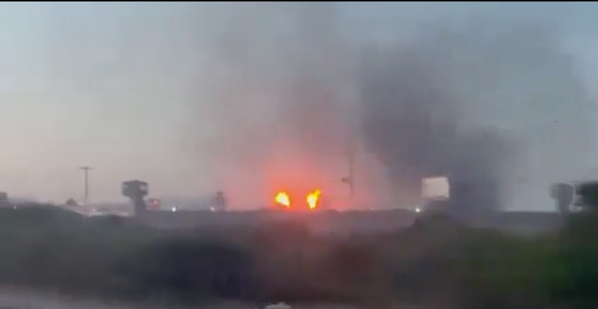 Intento de motín provoca incendio dentro del penal La Pila en San Luis Potosí