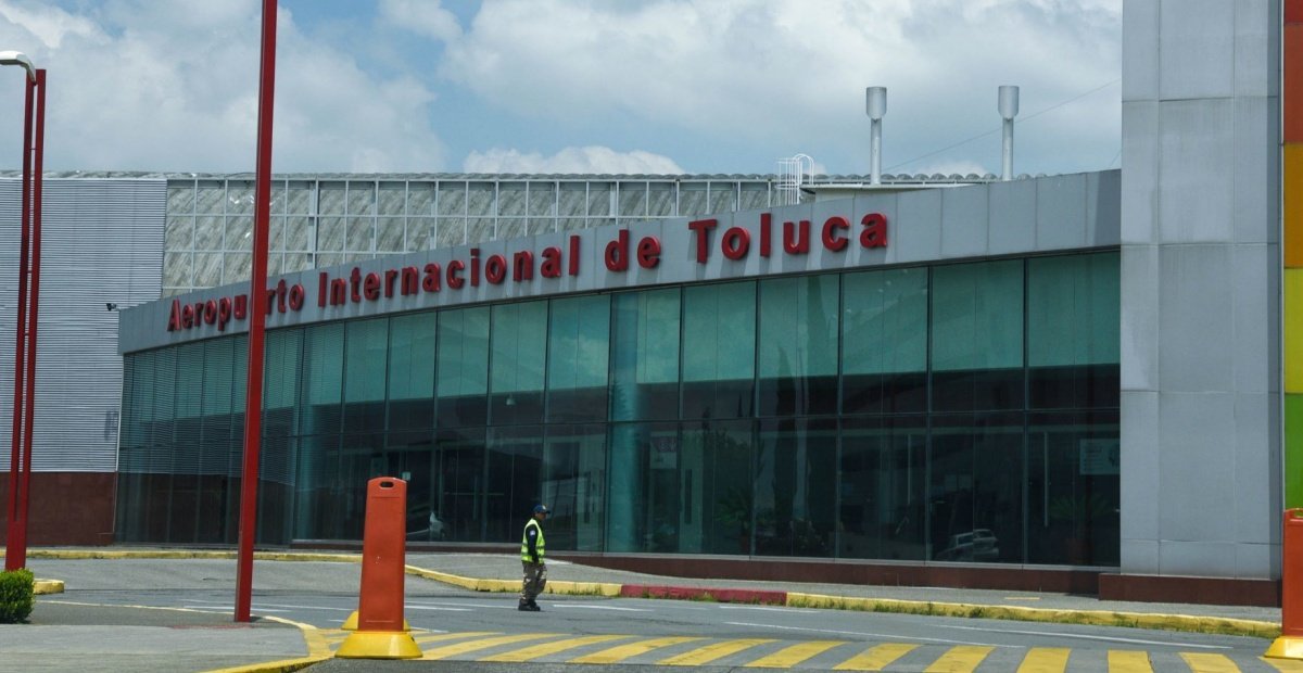 Gobierno de AMLO busca comprar las acciones del aeropuerto de Toluca y que sea administrado por la Marina