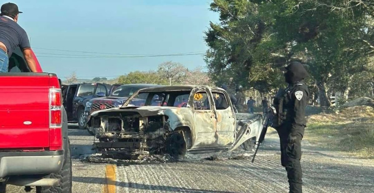 Chiapas amanece bajo fuego criminal: hay cuatro muertos, 11 heridos y cuatro camionetas incendiadas en Ocozocoautla