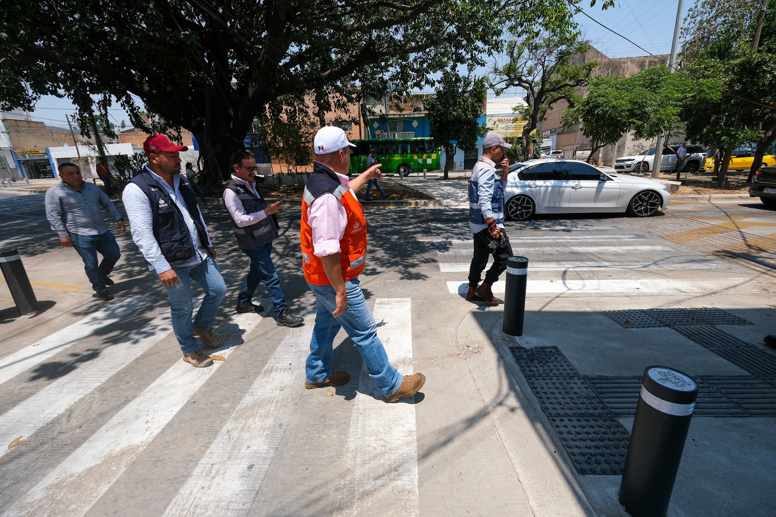 Recorre gobernador obras en Enrique Díaz de León y la Unidad López Mateos