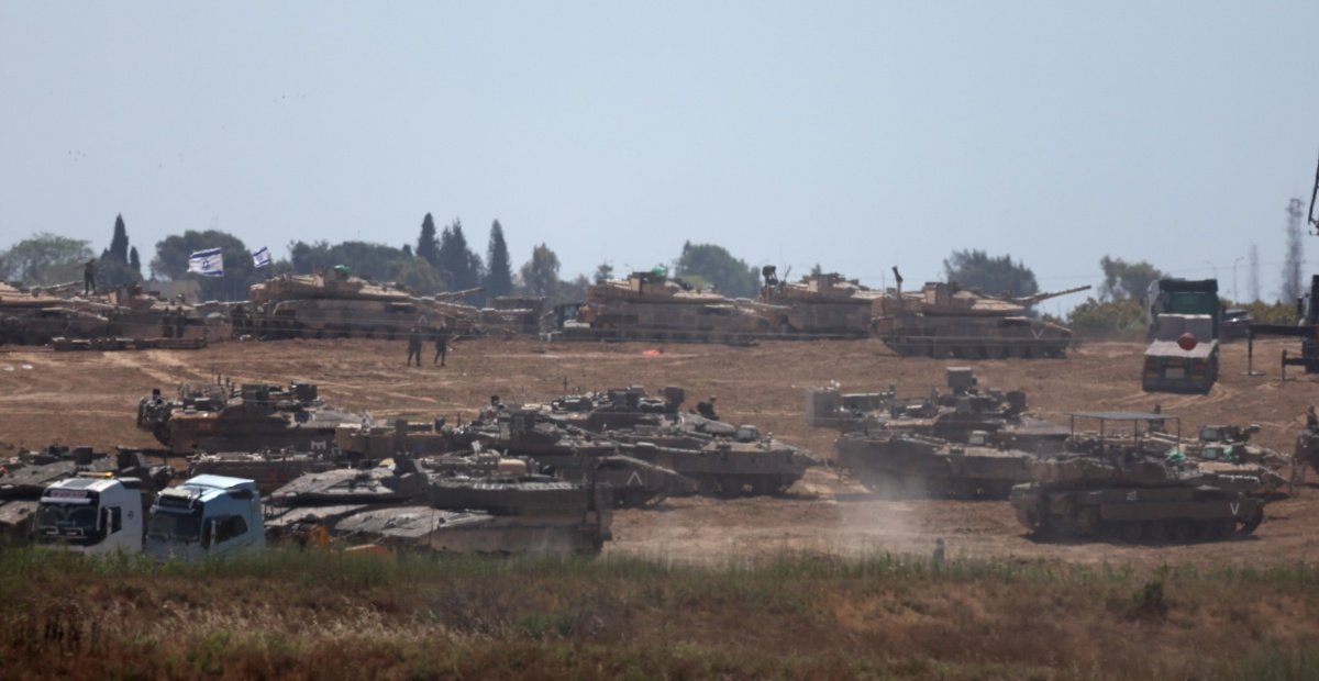 Israel bloquea el cruce fronterizo de Rafah y prohíbe el paso de ayuda humanitaria; “busca socavar los esfuerzos de un alto al fuego”, acusa Hamás
