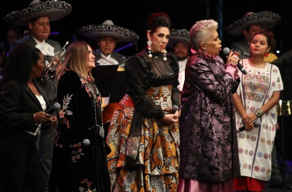 Músicos y cantantes celebran en Bellas Artes que el bolero es patrimonio mundial