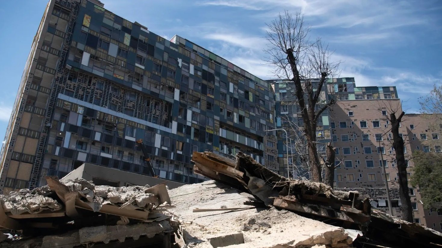 Ucrania se vuelca en reconstruir el hospital infantil de Kiev destruido en ataque ruso