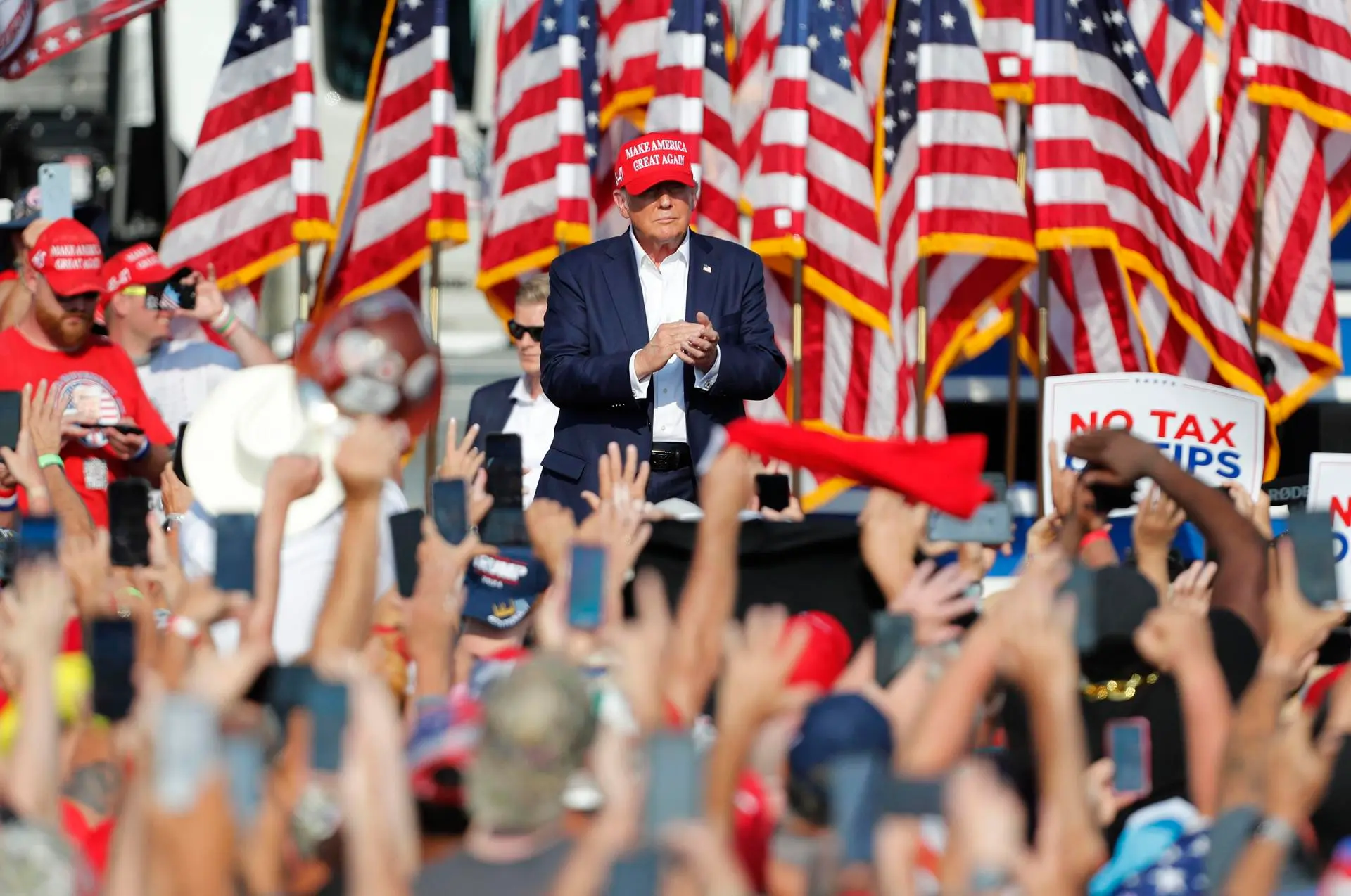 Senador de EE.UU. publica video inédito de los momentos posteriores al ataque contra Trump