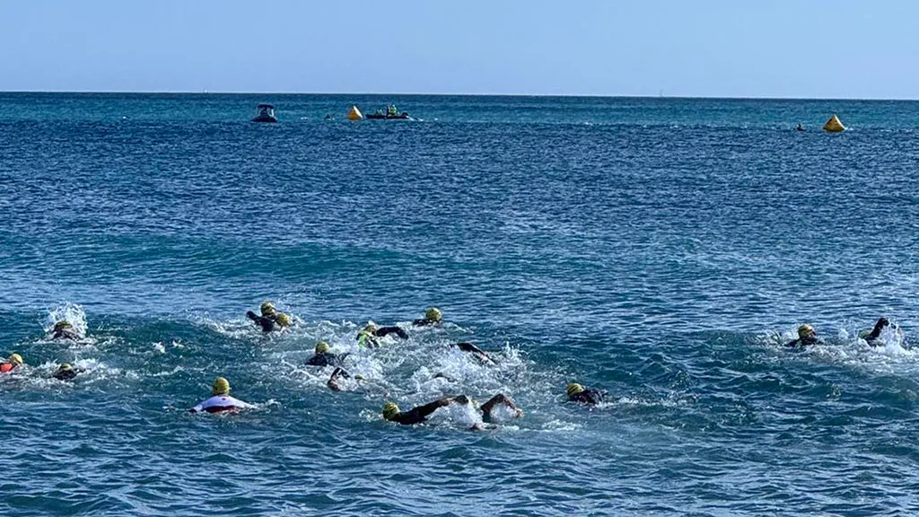 Muere deportista mexicano durante Mundial de Triatlón