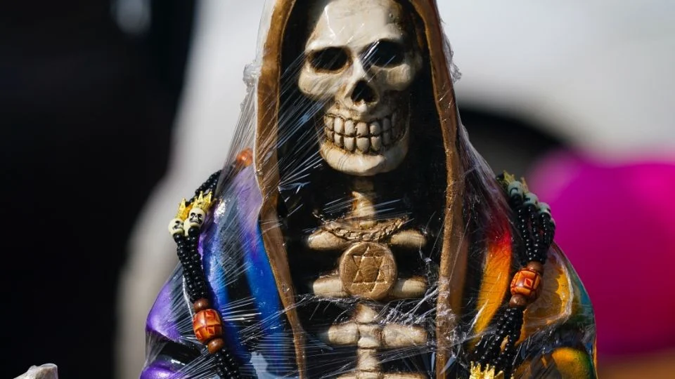 Asesinan a "La Madrina Chayo" líder del culto a la Santa Muerte en Guanajuato