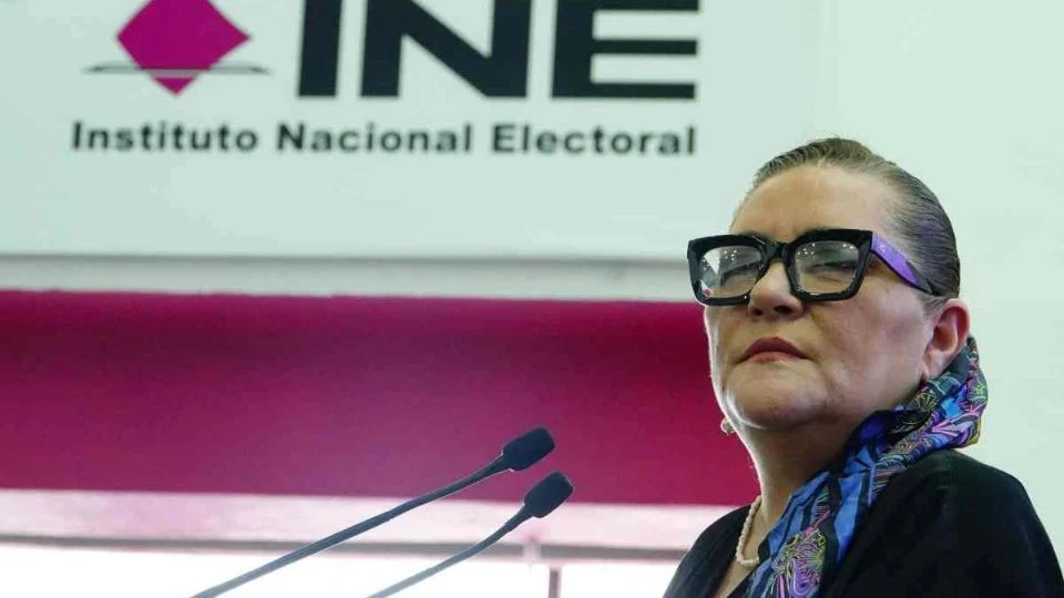 INE declara receso para hacer consultas por suspensiones para la elección de jueces